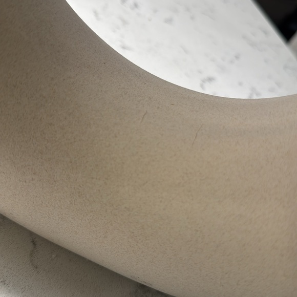 H&M Home Large Ceramic Circular Vase - Picture 8 of 8